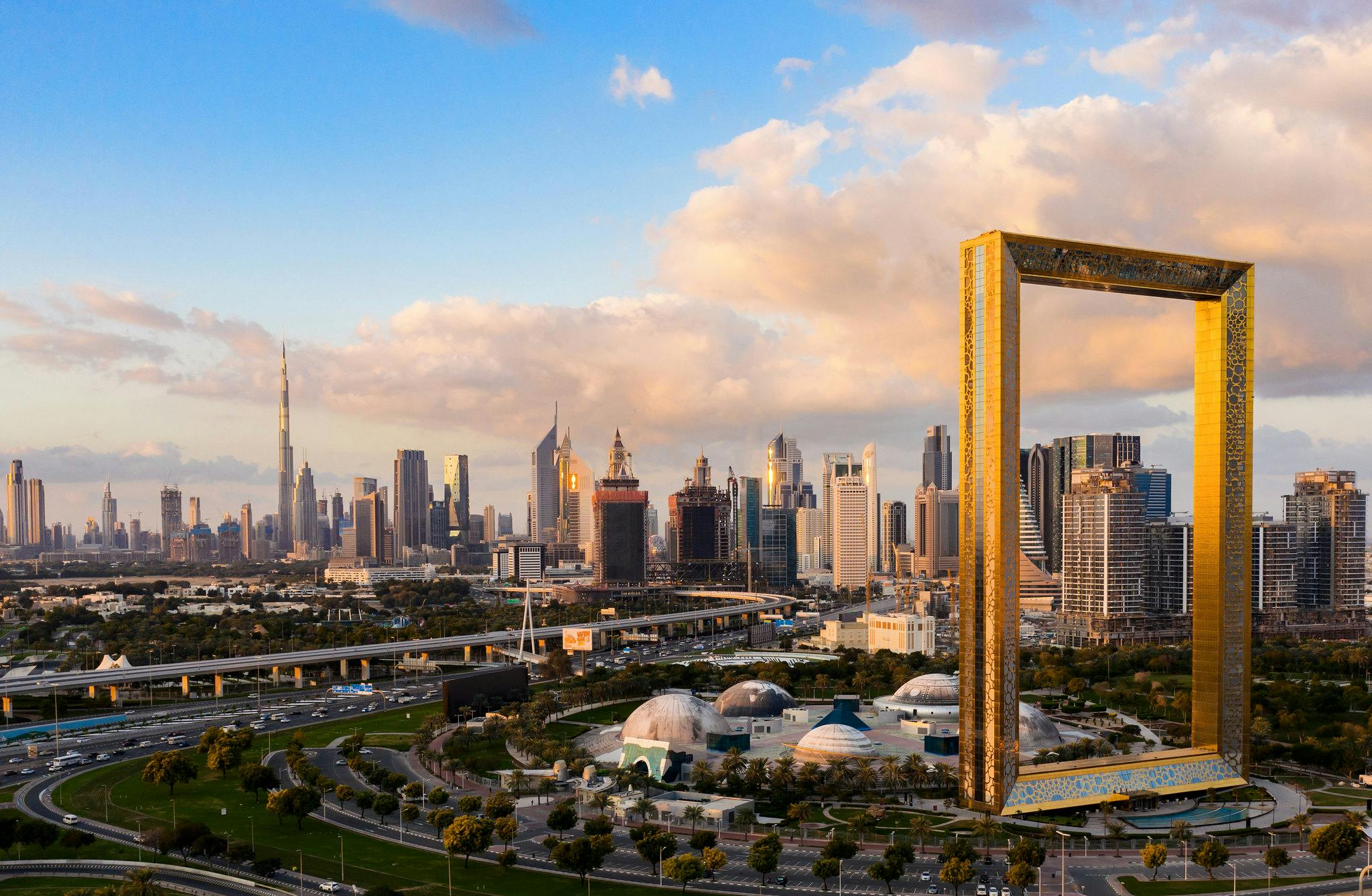 Dubai Frame or Sky Views Observatory